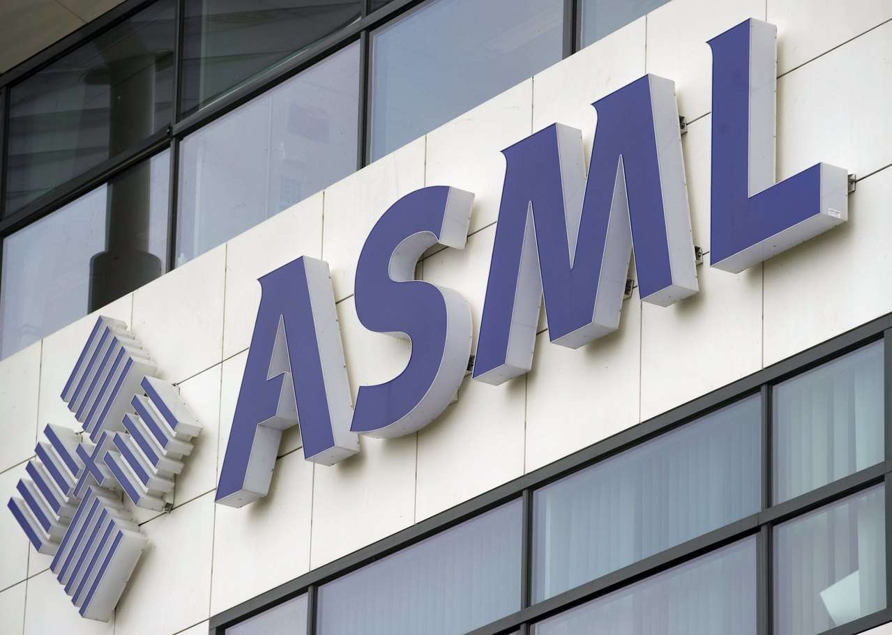 ASML ASML